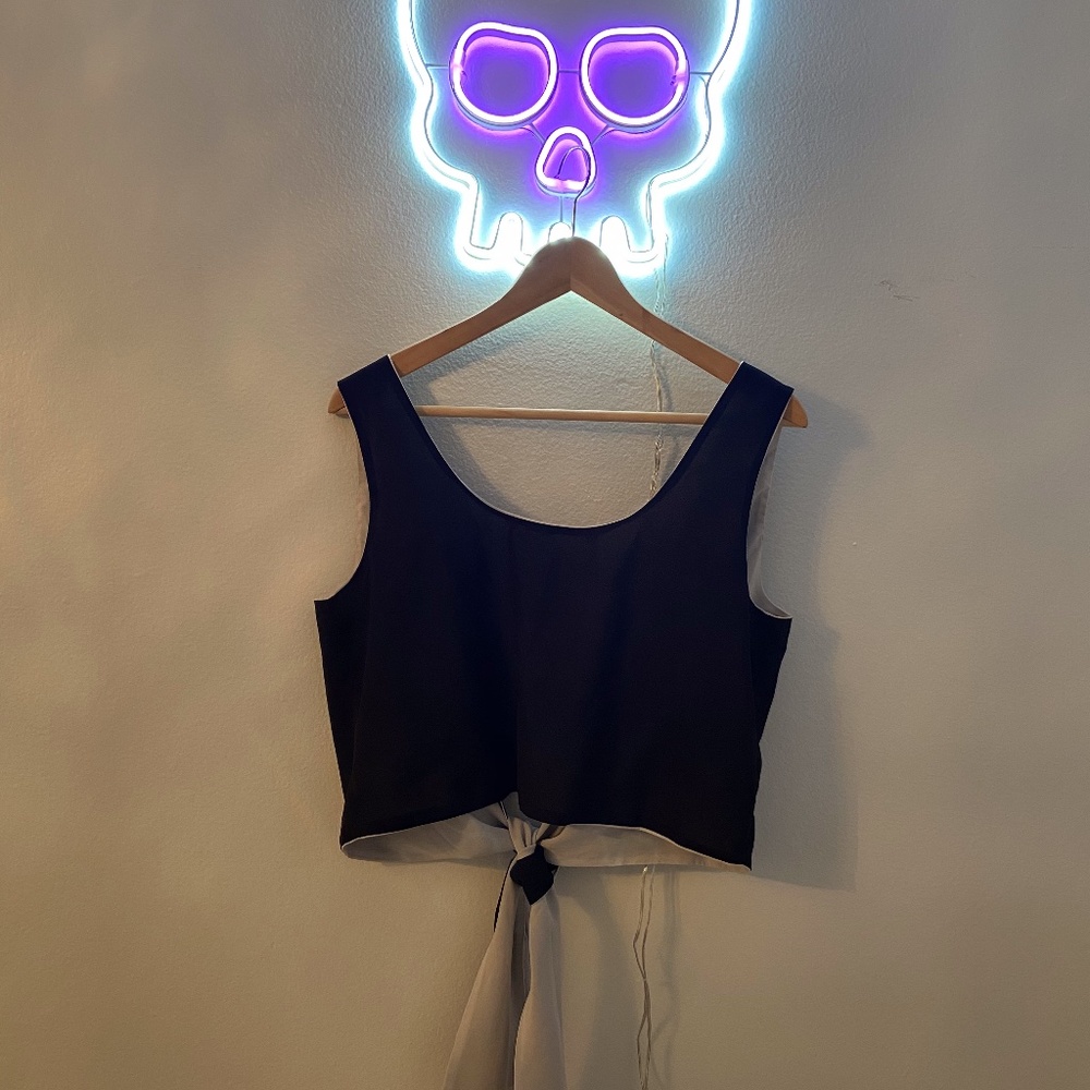 Black or White Crop Top